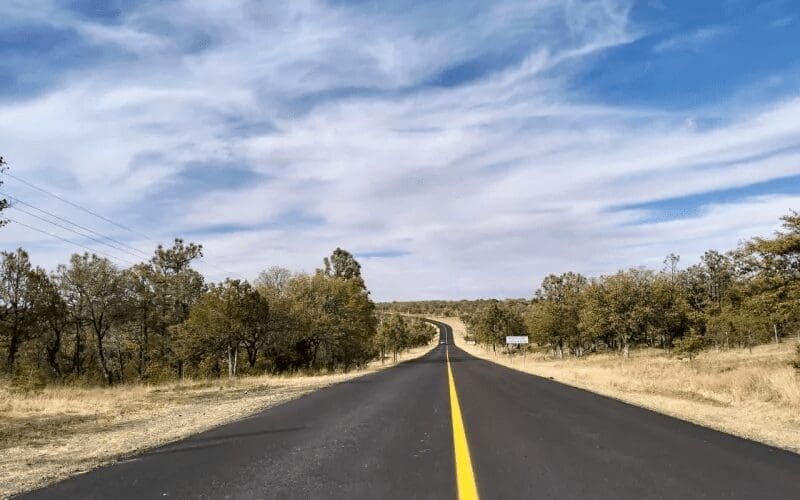 Carreteras de Chihuahua recibirán más de mil millones de pesos para conservación y mejoras