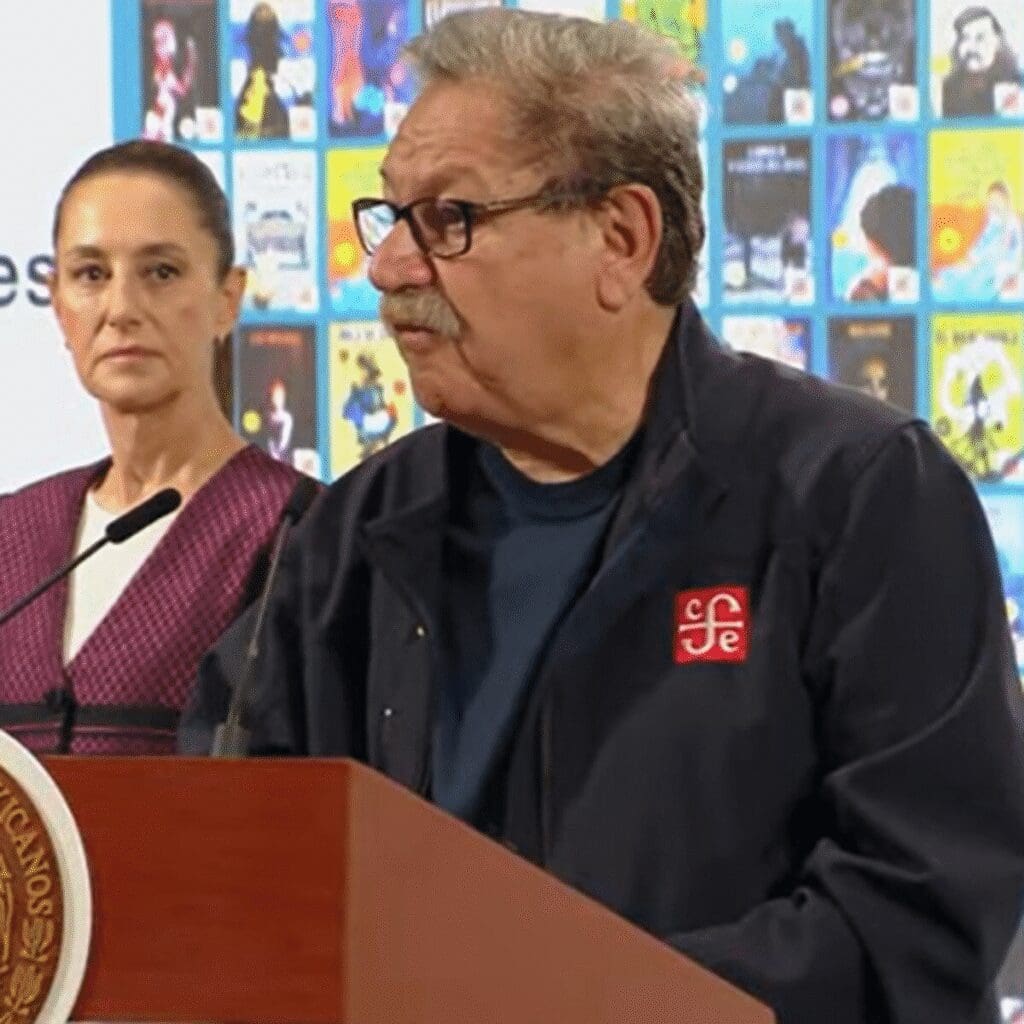 FCE repartirá 2.5 millones de libros a jóvenes en América Latina, anuncia Paco Ignacio Taibo II