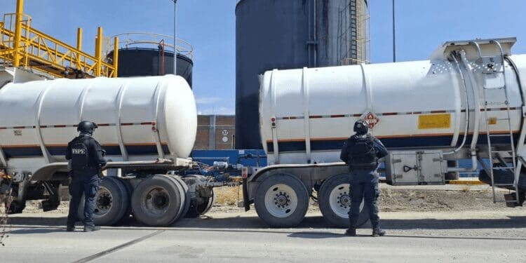 Washington y México investigan a empresarios de EU por ‘huachicol’ transfronterizo