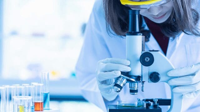 La ciencia básica bajo amenaza: recortes ponen en riesgo futuros descubrimientos