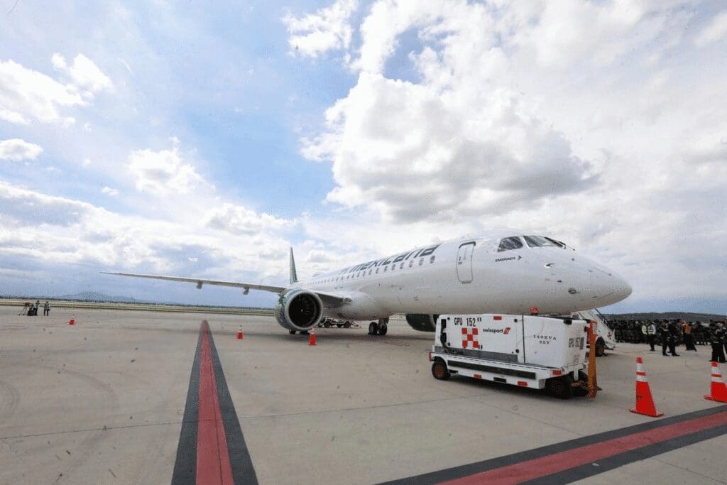 Sheinbaum rechaza cancelación de vuelos del AIFA hacia EU: “A México se le respeta”