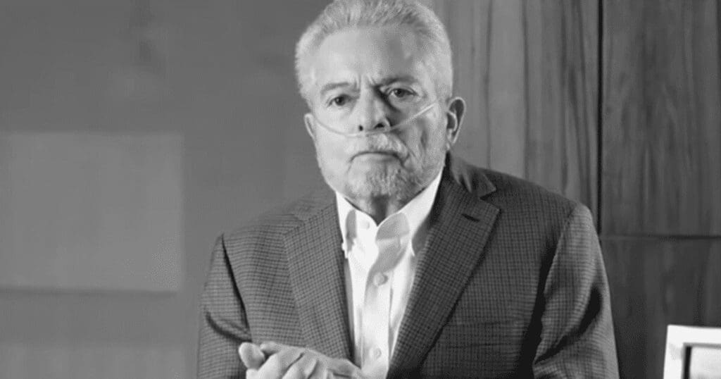 Llegan arreglos florales al velorio de Don Víctor Cruz Russek en Mausoleos