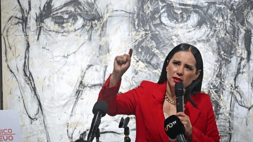 Sandra Cuevas confirma película basada en sus relaciones con ‘El Choko’ y ‘El Topo’