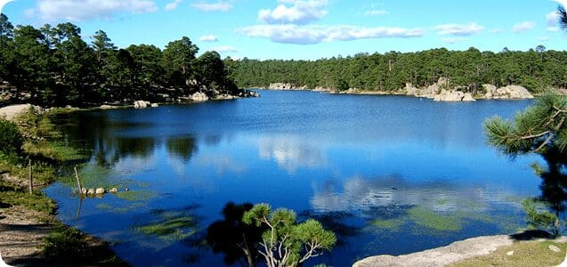 El Lago de Arareko vuelve a brillar: lluvias devuelven su esplendor a la Sierra Tarahumara