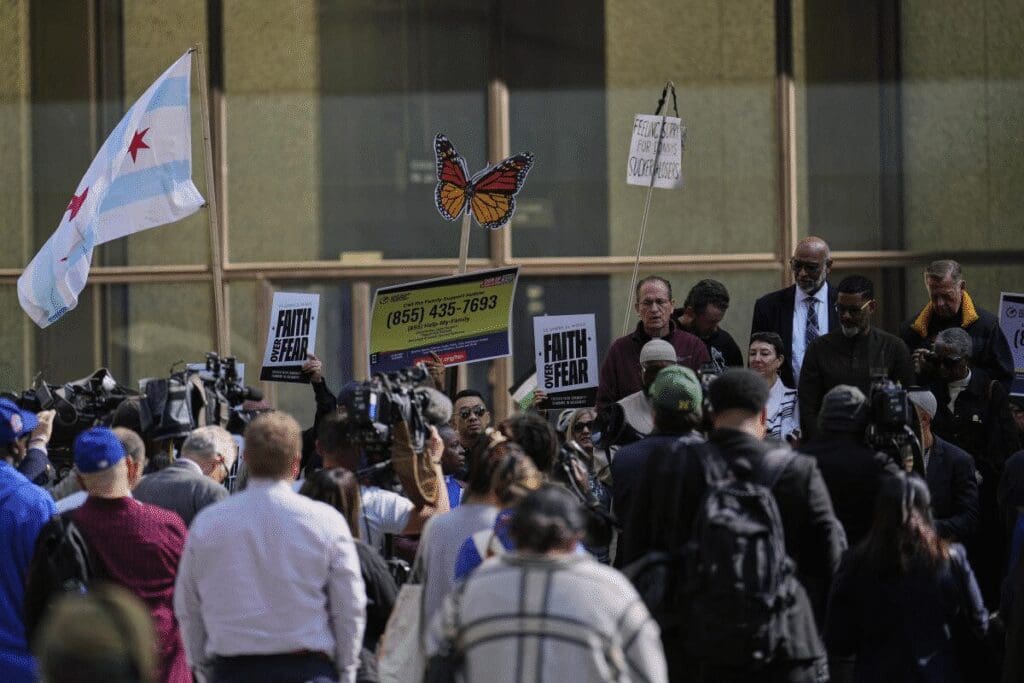 Chicago se convierte en el epicentro de la ofensiva migratoria del Gobierno de Trump