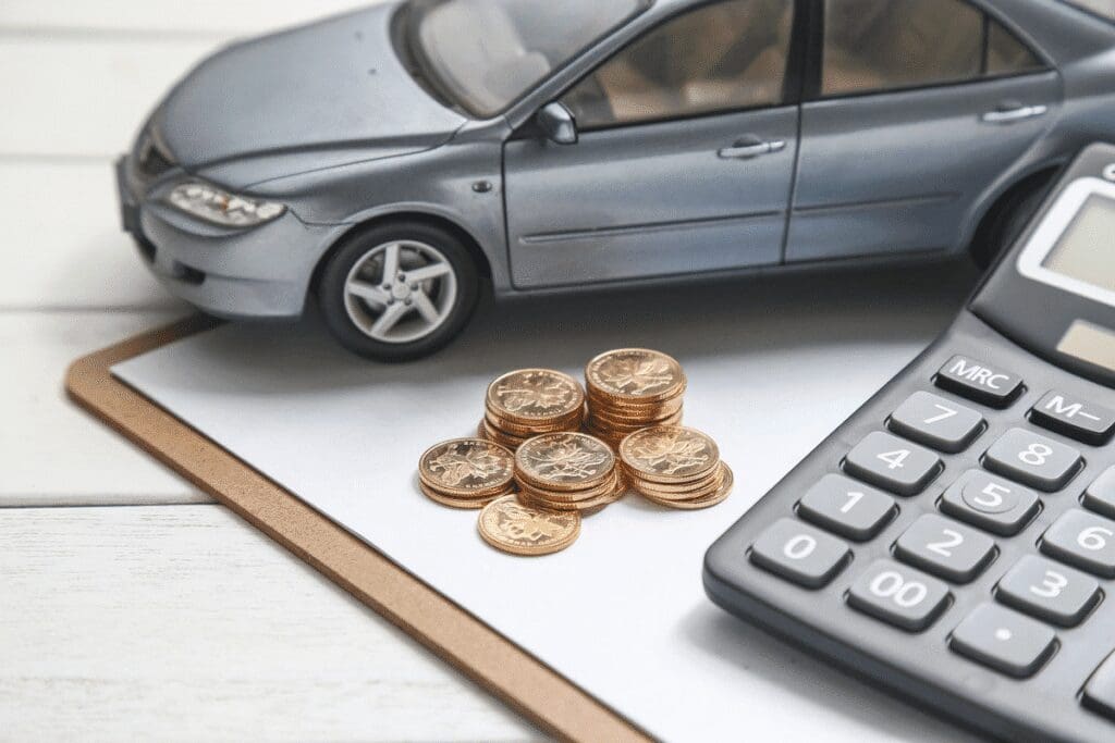 Seguros de autos subirán entre 10% y 20% en 2026 por cambios fiscales