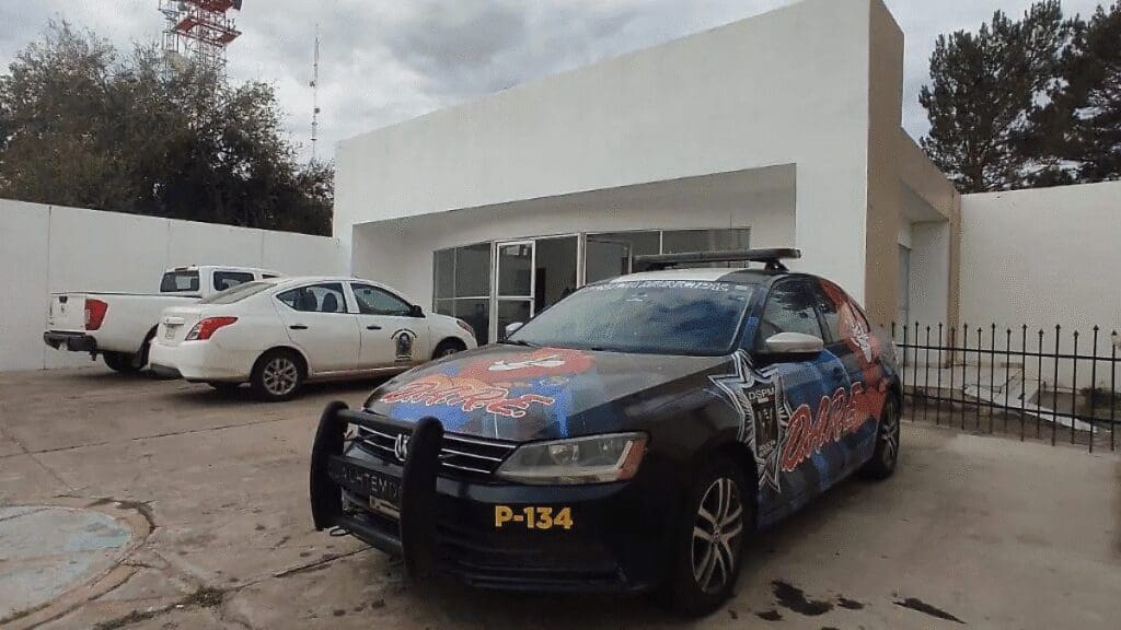 Chofer que atropelló a alumna de la Secundaria 7 sigue detenido; suspenden el servicio