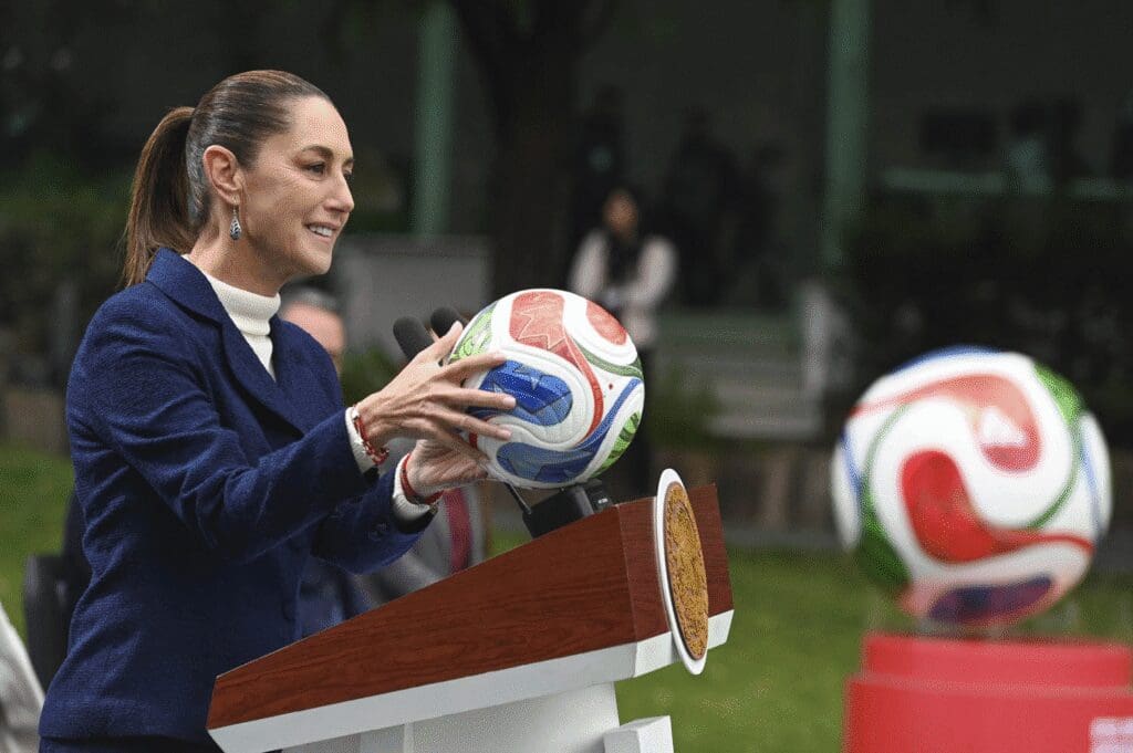 Sheinbaum presenta el proyecto del Mundial FIFA 2026: “Un pueblo empoderado” se mostrará al mundo.