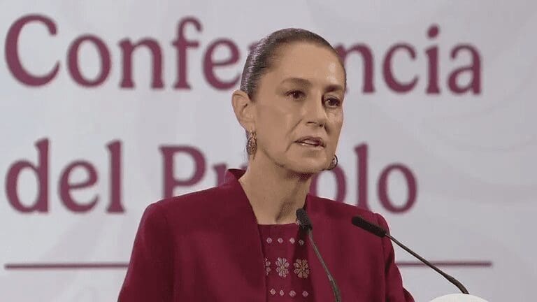 Sheinbaum respalda adelantar consulta de revocación; pide aprobarla a más tardar en 2026