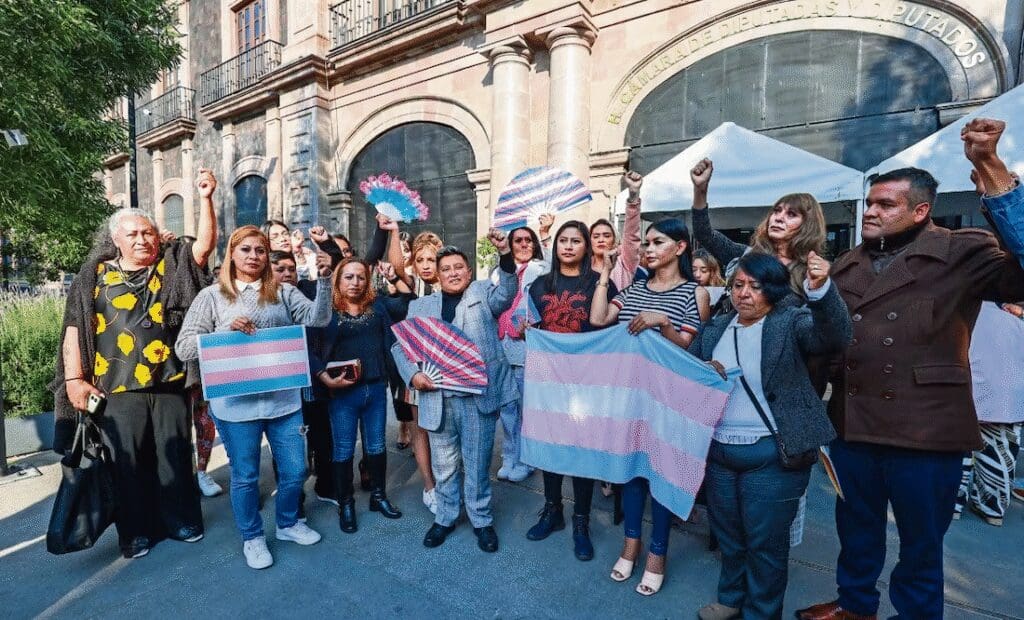 Edomex aprueba castigar el transfeminicidio con hasta 93 años de cárcel