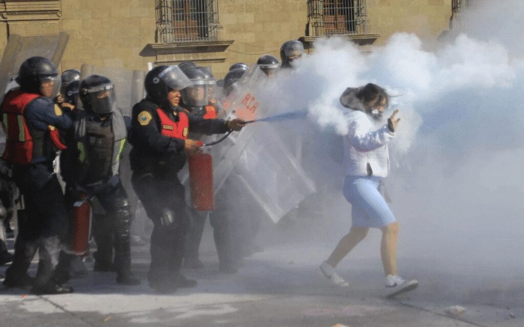 Sheinbaum Pide que Marcha de ‘Generación Z’ Continúe por la Vía Pacífica