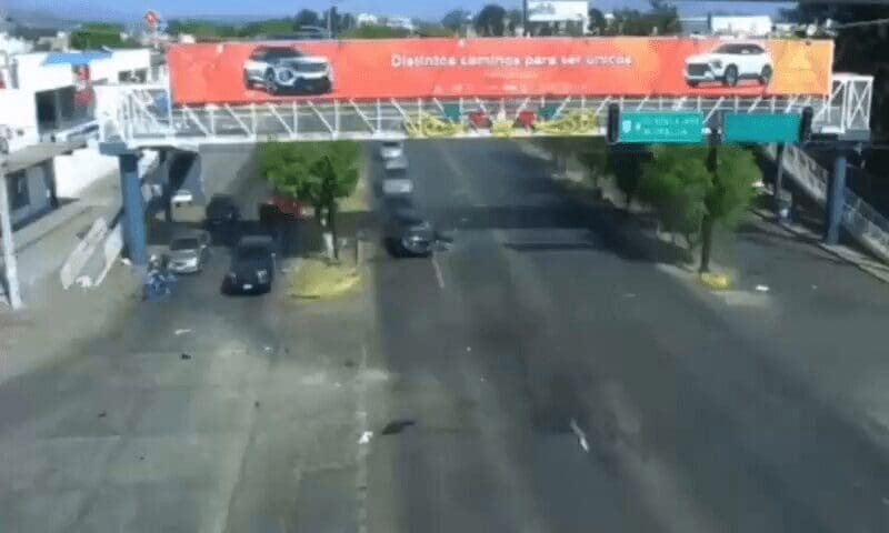 Patrulla de la Guardia Nacional causa choque múltiple en Zamora: Cuatro muertos, incluidos dos menores