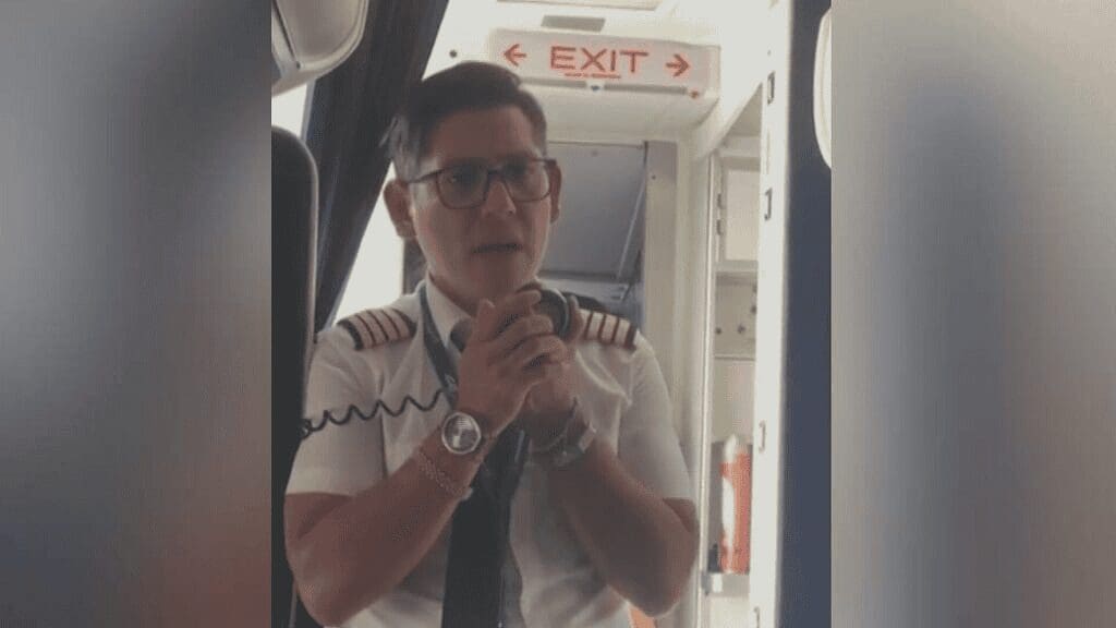 Piloto de Magnicharters