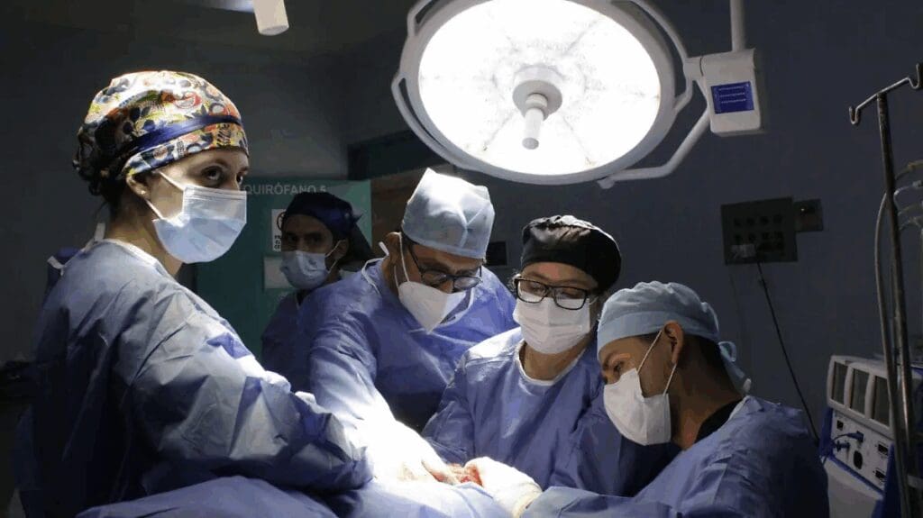 Proponen donar piel de cirugías estéticas para atender quemaduras en CDMX