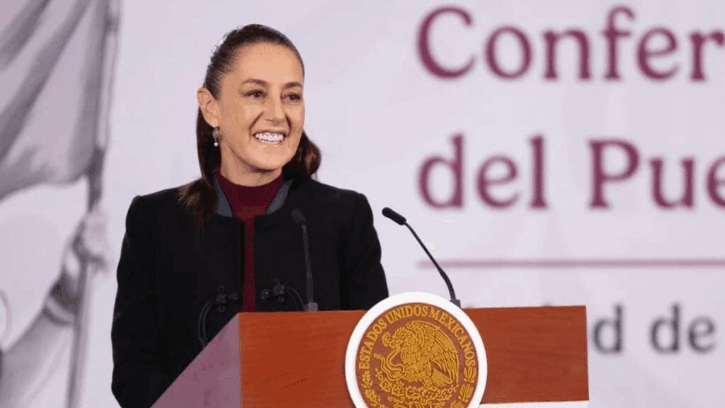 Claudia Sheinbaum anuncia vacaciones navideñas en Acapulco.