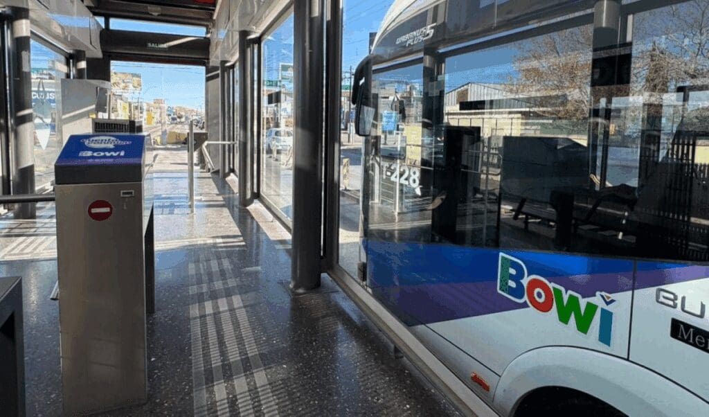 Bowí anuncia horarios especiales el 31 de diciembre y 1 de enero.