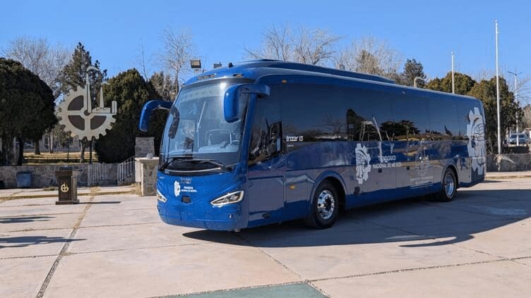 ITCH presenta nuevo autobús estudiantil para mejorar movilidad.