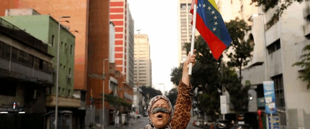 Embajada de México pide a connacionales no viajar a Venezuela por seguridad.