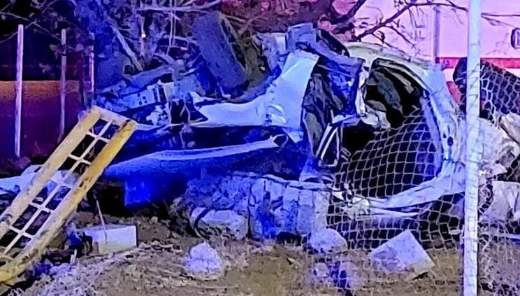 Volcadura en Ojinaga deja dos jóvenes fallecidos durante la madrugada.