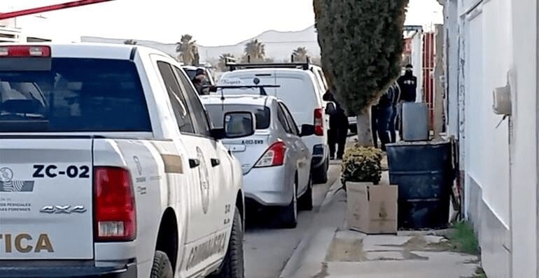 La FGE realizó un cateo en un domicilio de Alamedas Oriente como parte de investigaciones por ejecuciones recientes en la ciudad.