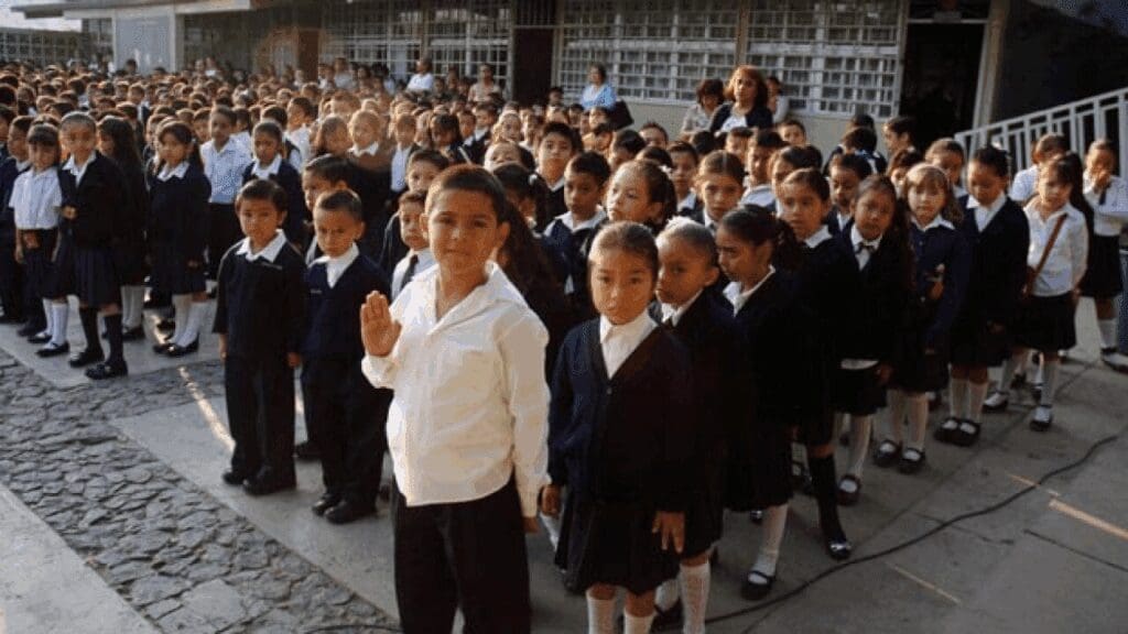 IMCO revela que dos de cada tres estudiantes en Chihuahua no alcanzan el nivel básico en Matemáticas.