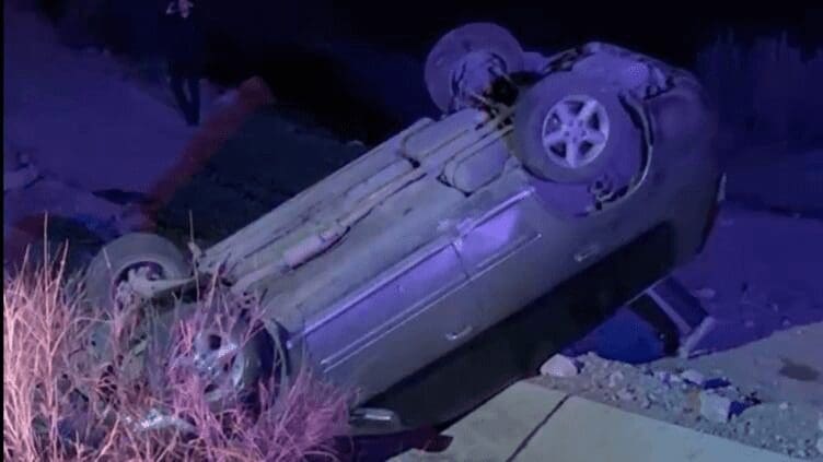 Volcadura en Delicias: joven presuntamente ebrio resulta ileso