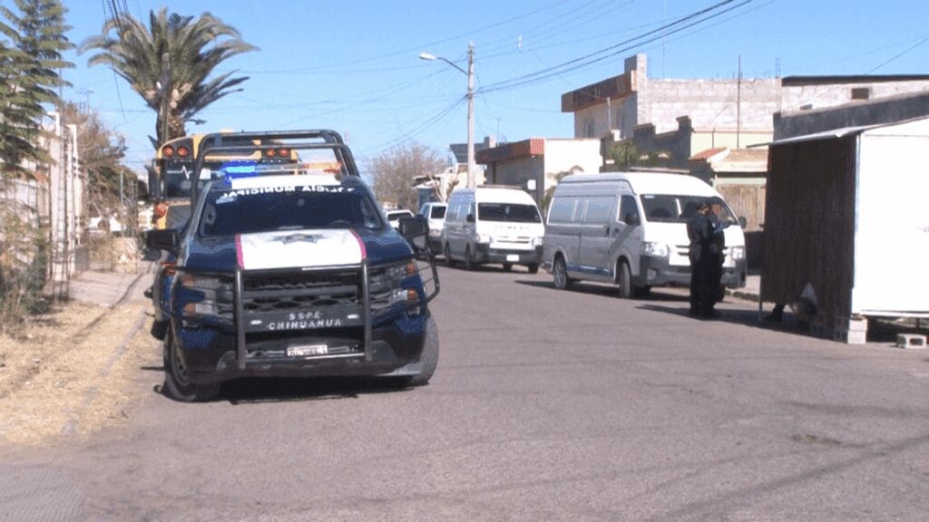 Localizan sin vida a joven de 15 años en una vivienda de la colonia Centro de Rosales; autoridades confirmaron asfixia por suspensión.