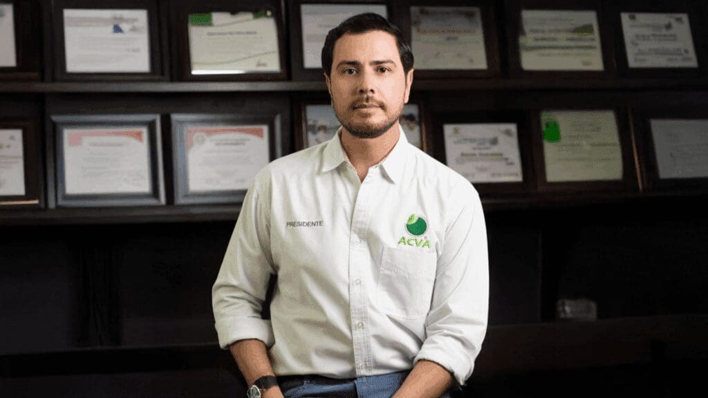 Detienen en Michoacán a ‘El Botox’, líder de Los Blancos de Troya, vinculado al homicidio del limonero Bernardo Bravo.