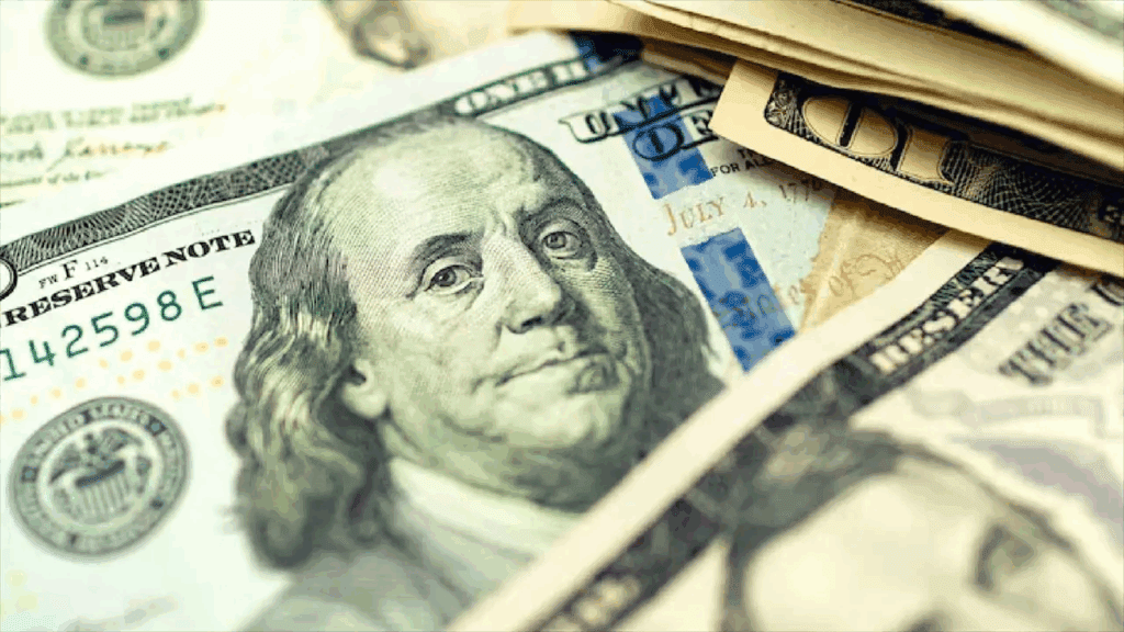 El peso mexicano se aprecia este 26 de enero y se acerca al rango de las 16 unidades por dólar.