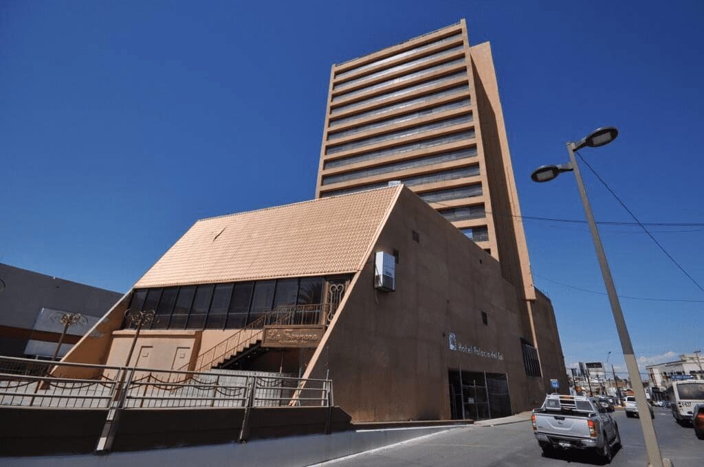 Palacio del Sol tiene dos interesados tras ser rematado por adeudo de predial.