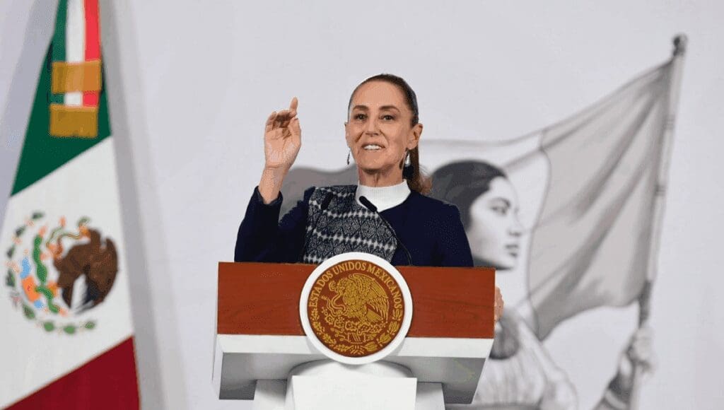 Sheinbaum aclara que México seguirá enviando petróleo a Cuba como ayuda humanitaria y por contratos de Pemex.