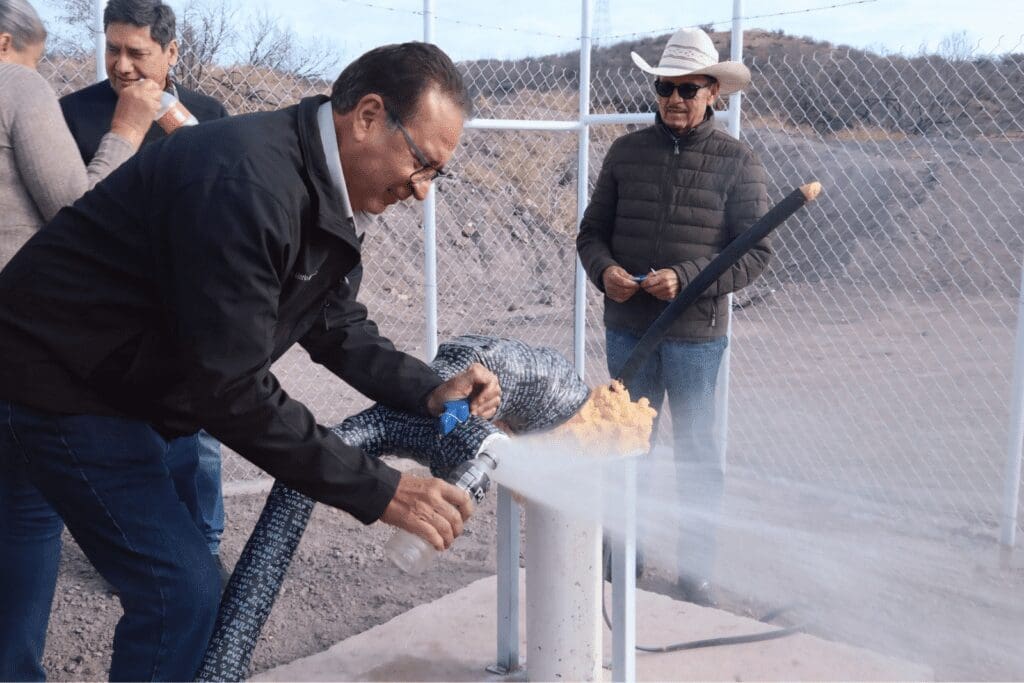 JCAS inaugura pozo de agua potable en Santa Isabel.