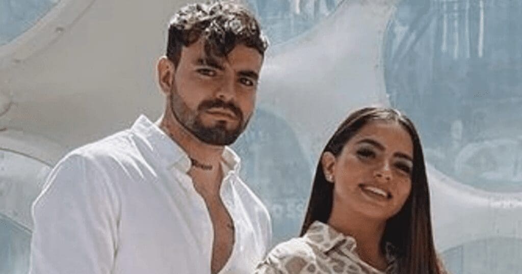 Adriano Zendejas revela por qué se distanció de su hermana Samadhi Zendejas.
