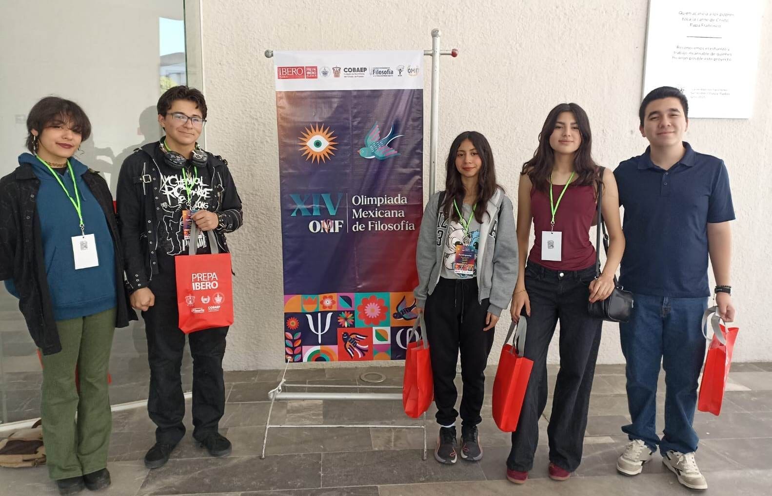 Alumnos del Cobach Chihuahua obtienen medallas en la XIV Olimpiada Mexicana de Filosofía celebrada en Puebla.