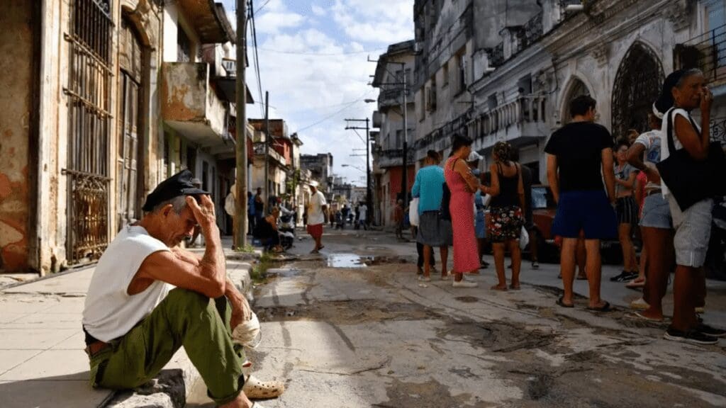 Cuba enfrenta una fuerte crisis por escasez de combustible y caída del turismo bajo presión de Estados Unidos.