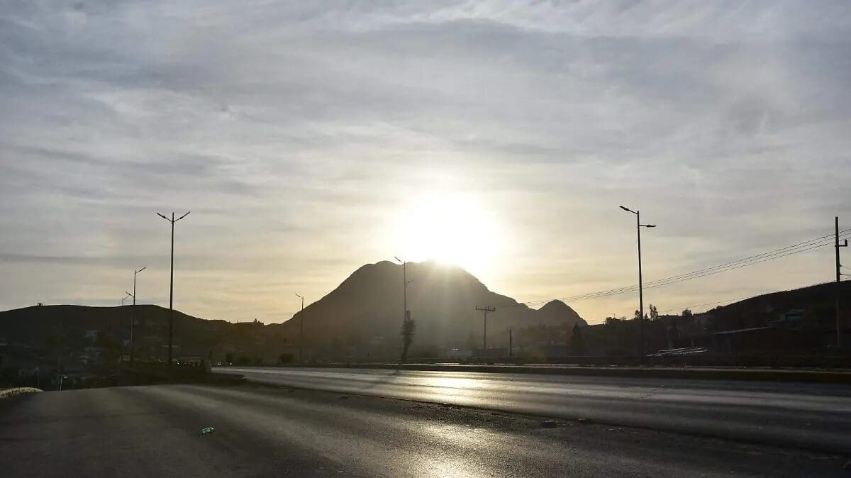Chihuahua registra temperaturas de hasta 30°C este domingo con cielo despejado, superando el promedio histórico, según el Servicio Meteorológico Nacional.