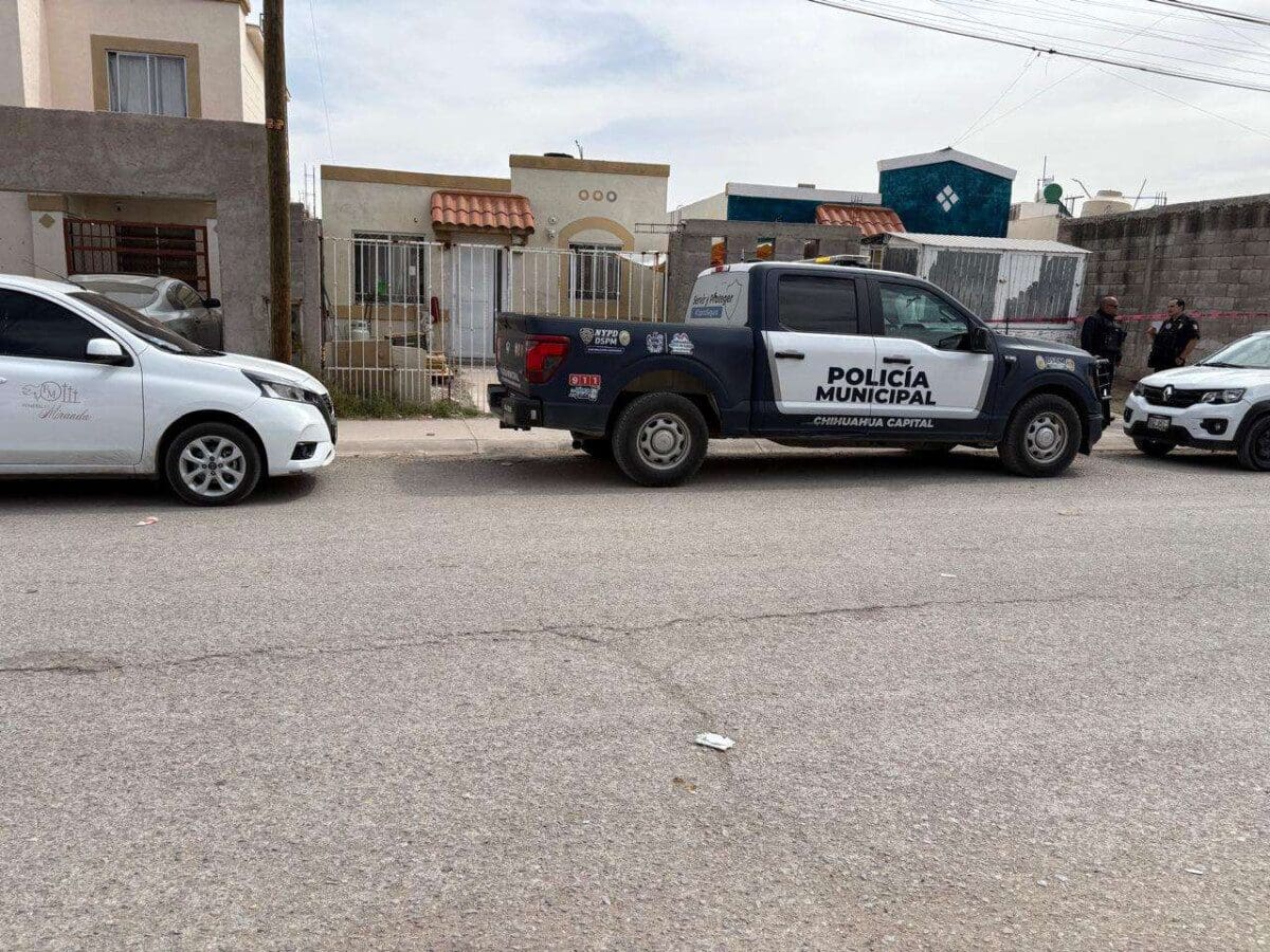 Trágico hallazgo en la colonia Praderas del Sur: Joven de 22 años es localizado sin vida en su casa. Fiscalía de Chihuahua inicia las investigaciones.