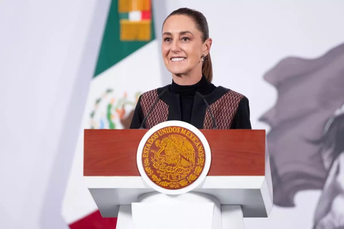 Diputada del PVEM propone inscribir a Claudia Sheinbaum en letras de oro en el Muro de Honor de la Cámara de Diputados.