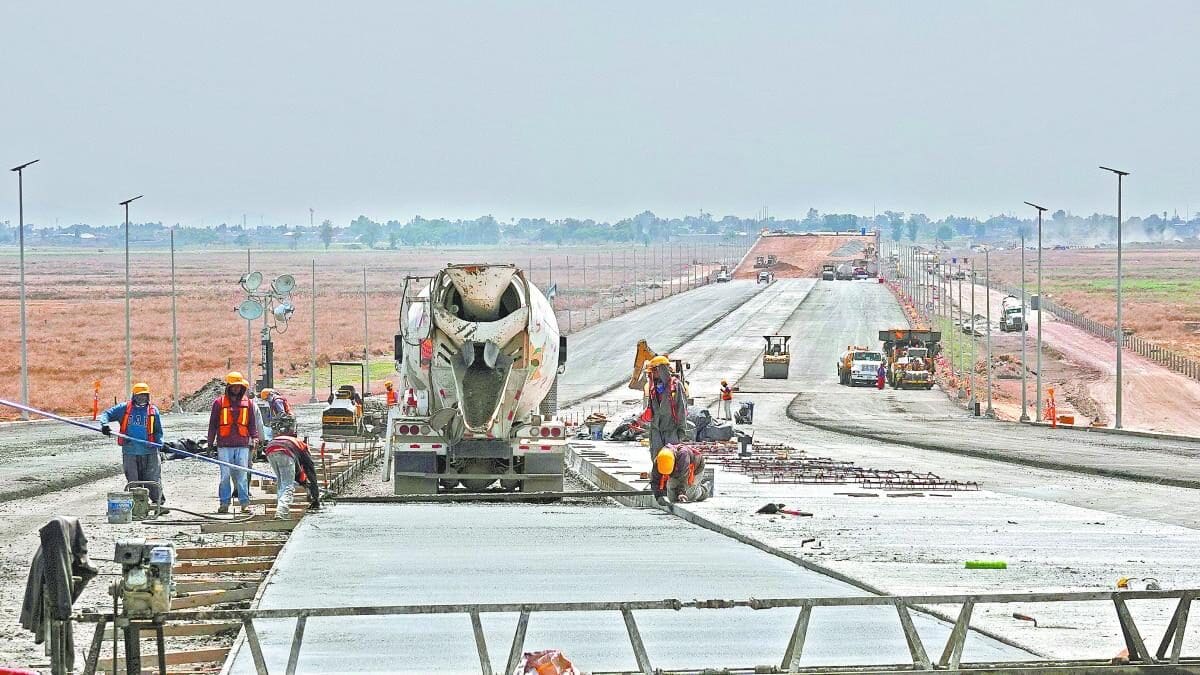 Banobras presentó 18 proyectos carreteros con inversión superior a 150 mil millones de pesos en 11 estados.