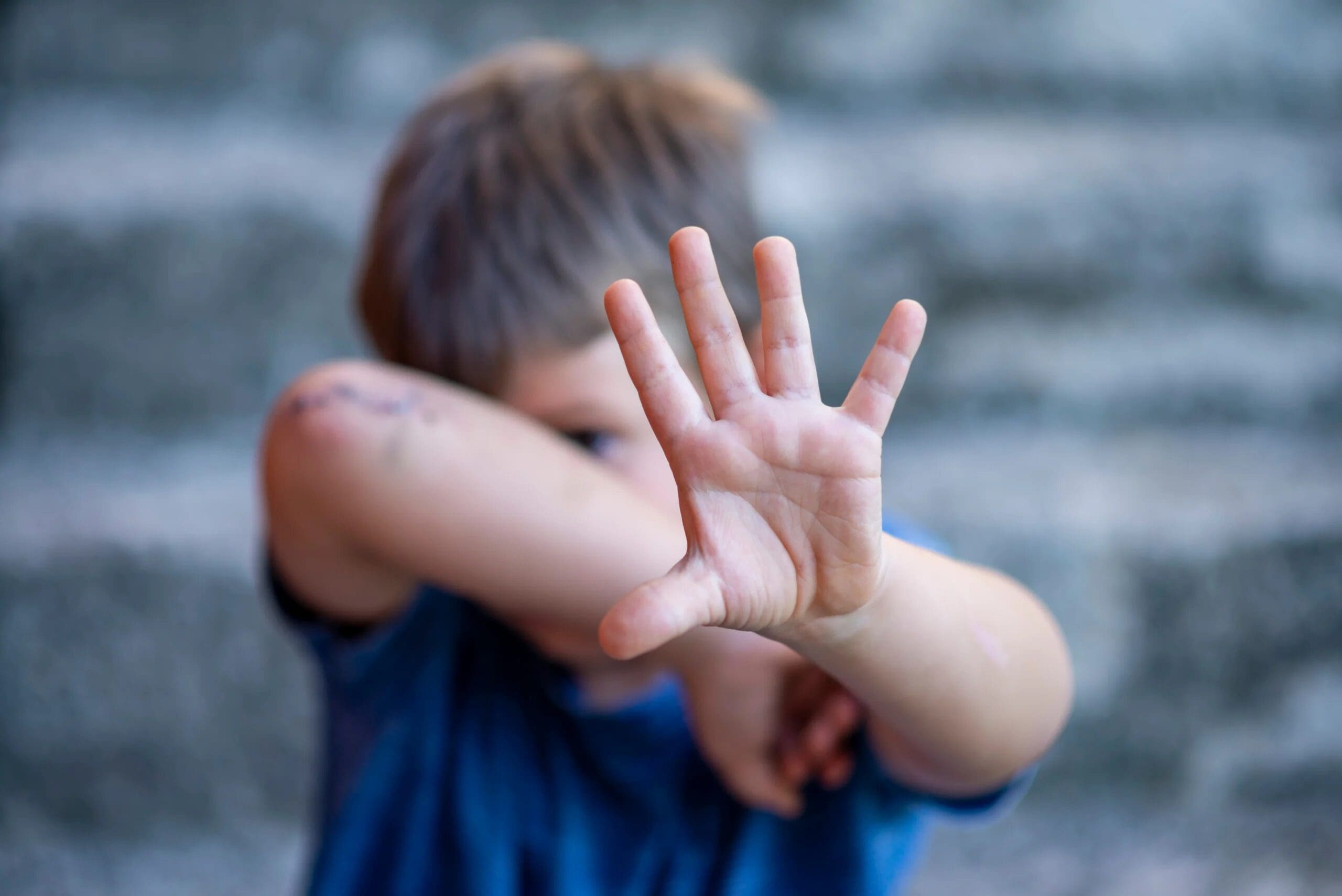 Análisis sobre la crisis de violencia infantil en Chihuahua: Sexto lugar nacional en delitos contra menores y la urgencia de políticas de prevención.