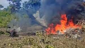 Un avión Hércules C-130 de la Fuerza Aérea Colombiana se estrelló este lunes. Hay 48 personas rescatadas con vida y se investigan las causas del accidente.