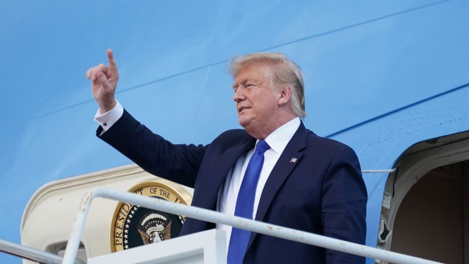 Trump lanza ultimátum al nuevo líder supremo de Irán: "No durará mucho sin nuestra aprobación". Detalles del conflicto y los últimos bombardeos.