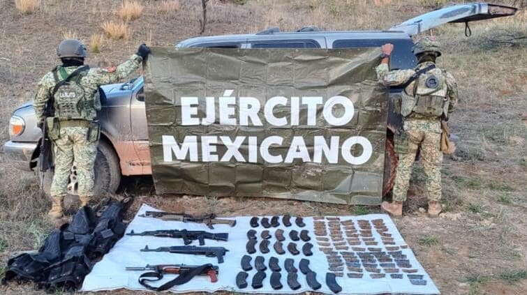 Conoce los detalles del aseguramiento en Moris donde el Ejército Mexicano decomisó armas, municiones y equipo táctico en la sierra de Chihuahua.
