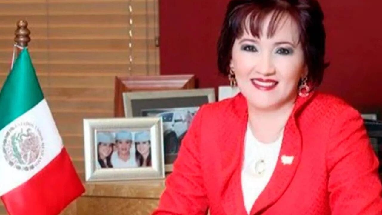 Berthita Gómez Fong fue liberada de un centro de detención de ICE en El Paso. Conoce lo que se sabe sobre su situación migratoria.