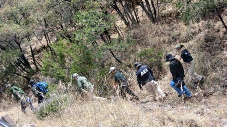Localizan restos humanos en carretera Parral–Guadalupe y Calvo durante operativo de búsqueda de desaparecidos.