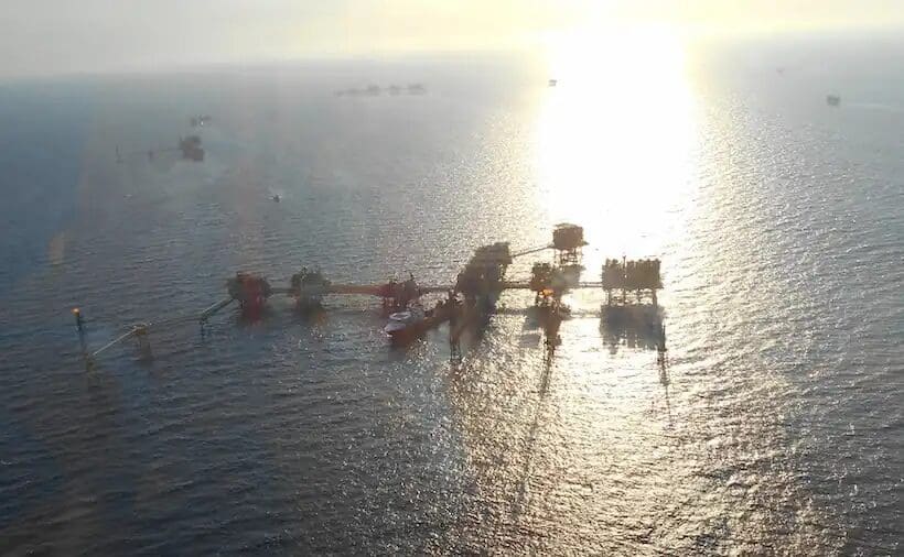 Escándalo en Pemex: Autoridades admiten que ocultaron fuga en Cantarell. Conoce los detalles del cese de directivos y la denuncia ante la FGR.