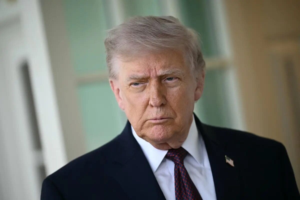 La tregua en el Estrecho de Ormuz pende de un hilo. Irán rechaza negociar tras amenazas de destrucción por parte de Donald Trump.