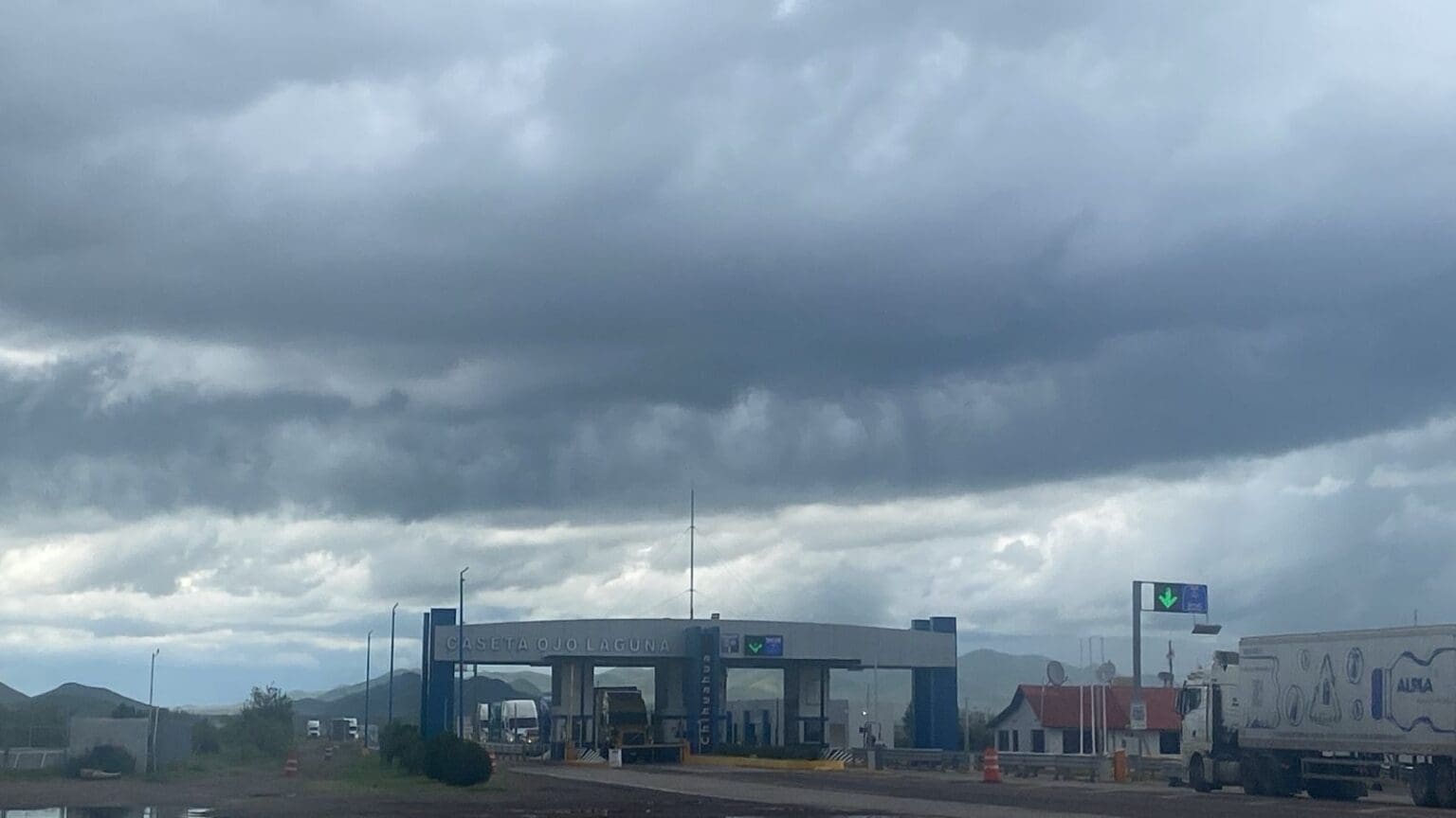 Frente Frío 43 en Chihuahua: Pronostican lluvias, granizo y mínimas de 0 °C en la sierra. Consulta el reporte de Protección Civil para las próximas 48 horas.