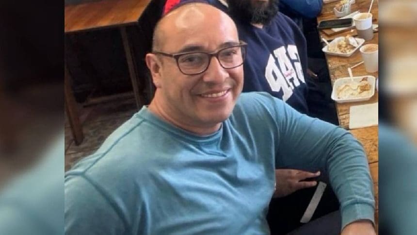 Encuentran con vida a Juan Díaz, colaborador de N+, tras desaparecer en cobertura del rescate de mineros en Sinaloa.