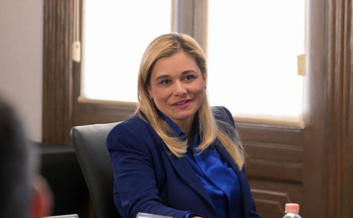 La gobernadora Maru Campos rechazó comparecer ante el Senado y señaló que los legisladores que la citaron están en la lista roja del Departamento de Justicia de EU. Conoce todos los detalles del enfrentamiento político.
